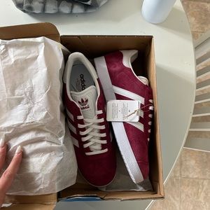 Adidas Gazelle men 9 maroon
